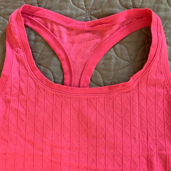 🔥 Victoria’s Secret VSX Sport Racerback Tank Pretty in Pink & Ready to Slay 🔥 - Picture 4 of 8
